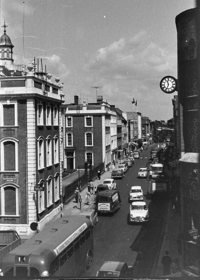 Nostalgic exhibition about life in Worcester opens

