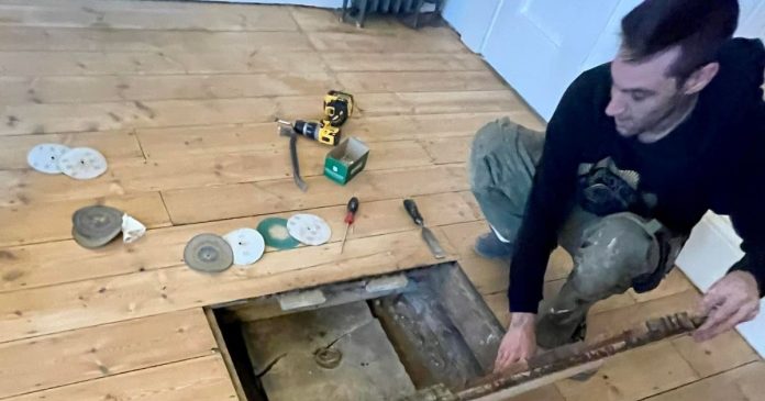 Restoration work at Herefordshire hotel reveals hidden chamber
