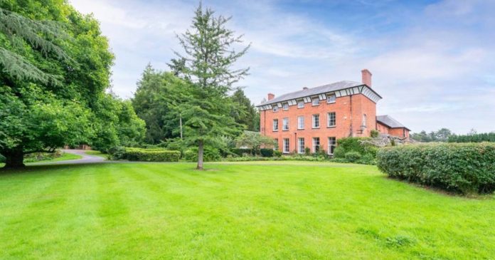 Grade II Listed house in Herefordshire where Lord Byron entertained his mistress up for sale
