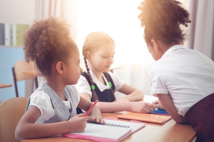  Will UK schools close in heatwave?  What red weather warning means
